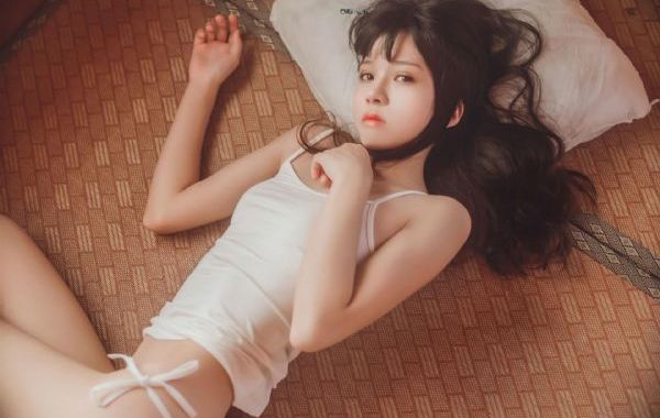 香港成人找鸭子视频_720超清在线观看