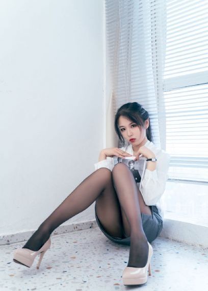 国产精品伊人久青青人_BD英语在线观看