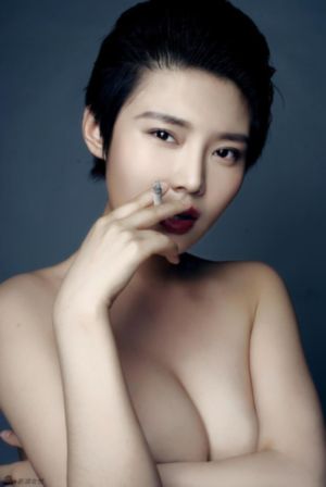 久久精品视频观看视频_BD国语在线播放