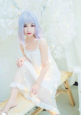 日本av年纪小的女星_在线观看